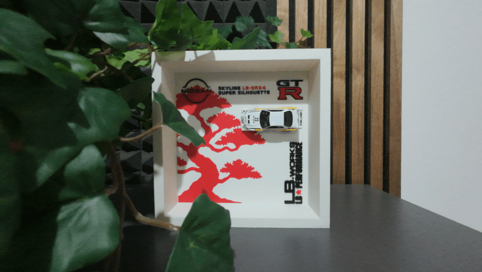 Nissan Skyline GT-R LB-ER34 Super Silhouette – Collector’s Frame - prezent dla fana motoryzacji